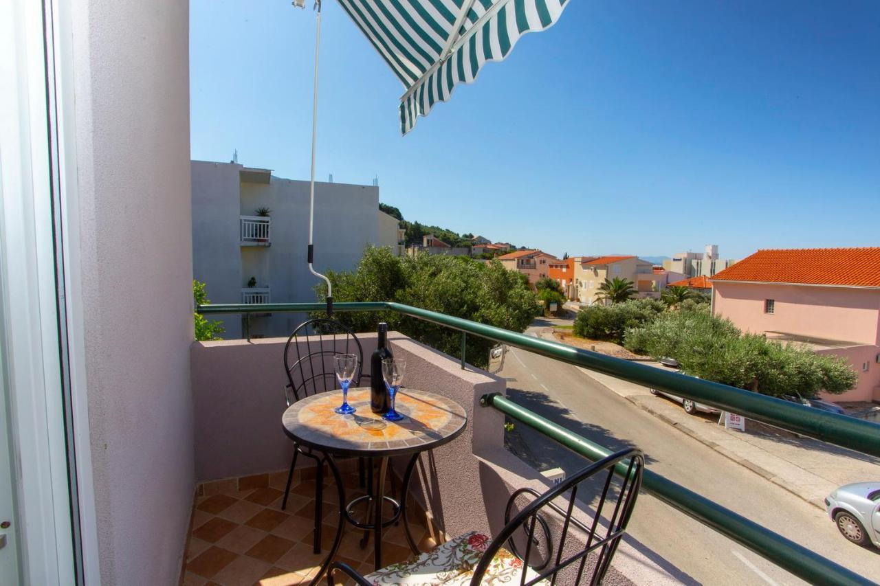 Loncar Apartment Tucepi