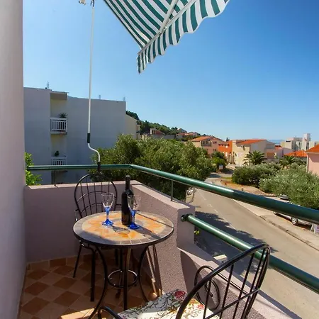Apartments Loncar Tučepi Kültér fotó