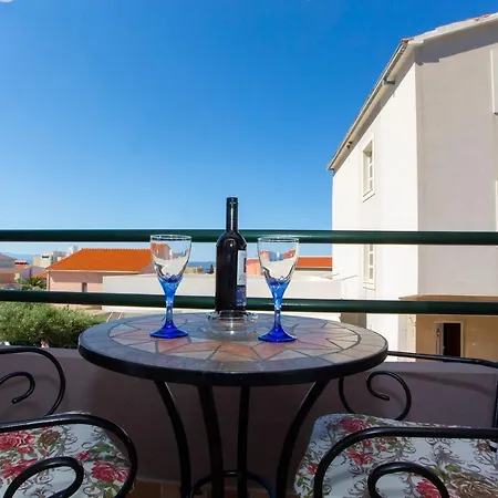 Apartments Loncar Tučepi Kültér fotó