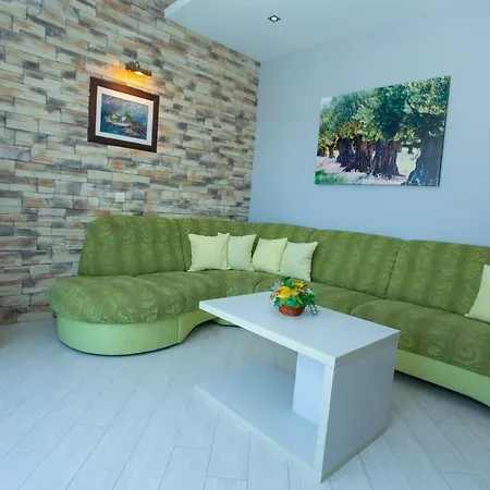 Apartments Loncar Tučepi Kültér fotó