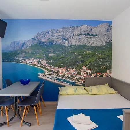 Apartments Loncar Tučepi Kültér fotó
