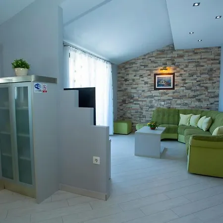 Apartments Loncar Tučepi Kültér fotó