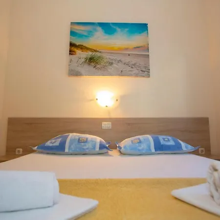 Apartments Loncar Tučepi Kültér fotó