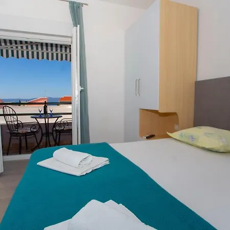 Apartments Loncar Tučepi Kültér fotó