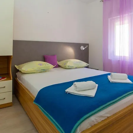 Apartments Loncar Tučepi Kültér fotó
