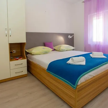 Apartments Loncar Tučepi Kültér fotó