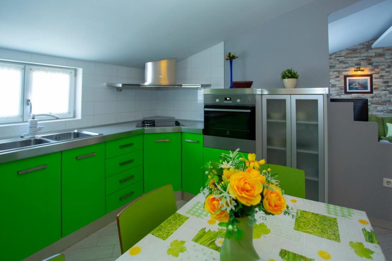 Loncar Apartman *